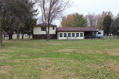 951 Rustic Ln, Whiteland, IN 46184 - photo 3