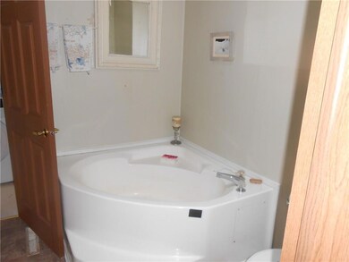 Master Bedroom Bath