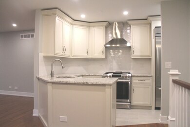 1066 Shermer Rd unit FE, Glenview, IL 60025 - photo 3