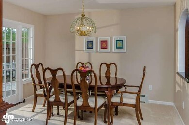 6238 East 34th Avenue-small-026-Dining R