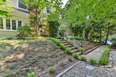 1335 Castlewood Ave, Louisville, KY 40204 - photo 2