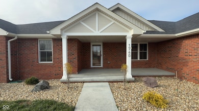 1740 Bell Ford Dr, Seymour, IN 47274 - photo 5