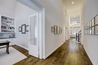 1822 Hewitt Dr, Houston, TX 77018 - photo 2