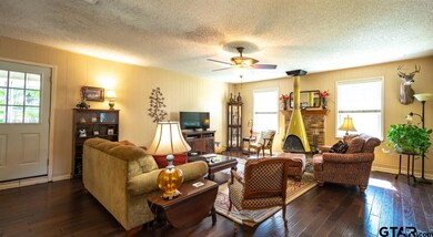 319 Dartmouth Dr, Tyler, TX 75701 - photo 3