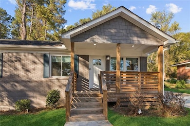 3682 Daisy Dr, Decatur, GA 30032 - photo 4