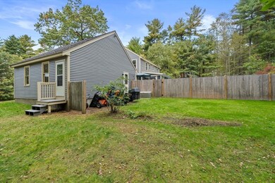 166 Cranberry Dr, Halifax, MA 02338 - photo 4