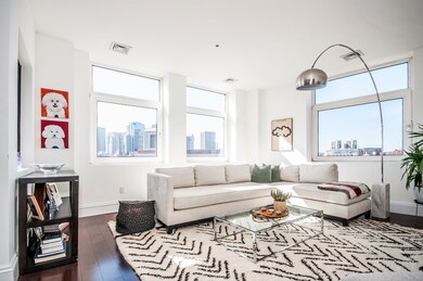 The Mariner Condominiums unit 707, Boston, MA 02109 - photo 2