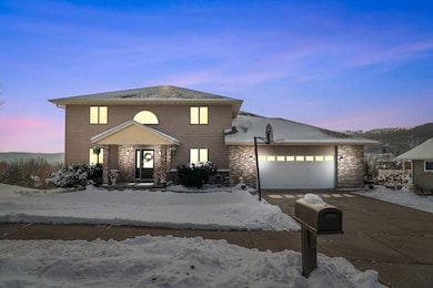 203 Eagles Bluff Rd, La Crescent, MN 55947 - photo 2