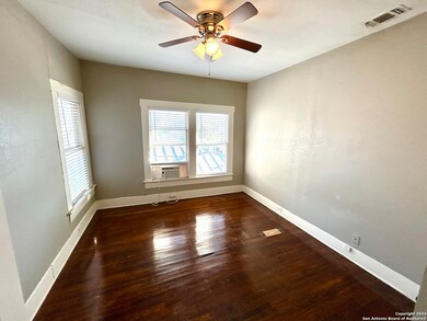 502 E Laurel unit 3, San Antonio, TX 78212 - photo 7