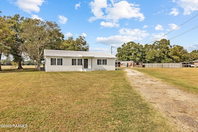 2132 Guillot Rd, Youngsville, LA 70592 - photo 3