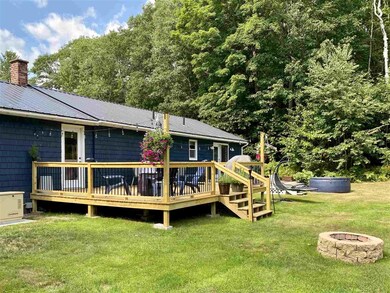 122 Elm St, Lancaster, NH 03584 - photo 4