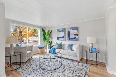 6-web-or-mls-1605 Cottage St NE 6