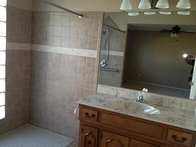 2562 Trawood Dr, El Paso, TX 79936 - photo 7