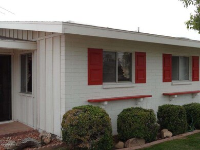 02 Front 10319 W Clair