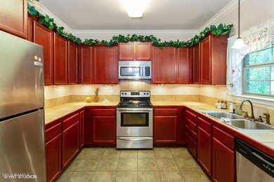 12_306bottlebrushln_2012_LowRes