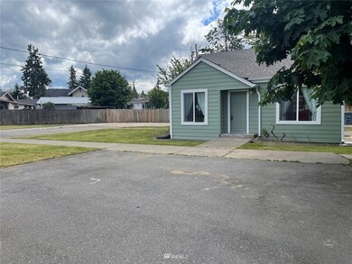 403 Corrin Ave SE, Orting, WA 98360 - photo 2