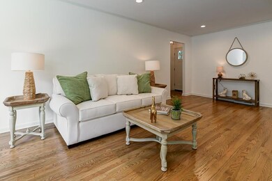 Living Rm To Front