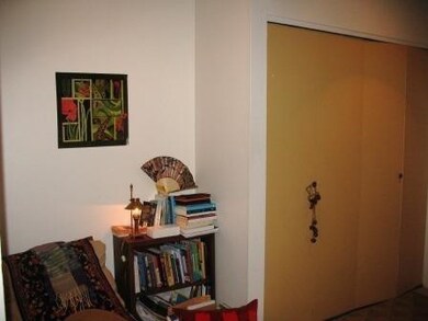 Entry/Hallway