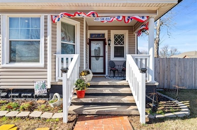 401 SW 4th St, Tuttle, OK 73089 - photo 3