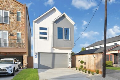 111 E 33rd St unit B, Houston, TX 77018 - photo 2