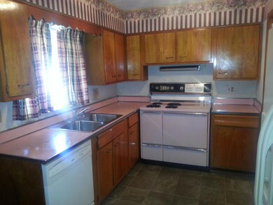 Cool Retro Kitchen