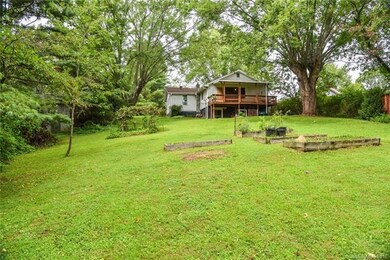 Huge level back yard, mostly fenced, great for gar