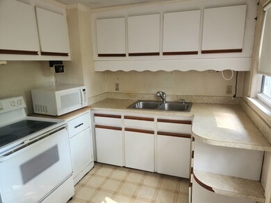 67 Bradley Ave, Brockton, MA 02302 - photo 2