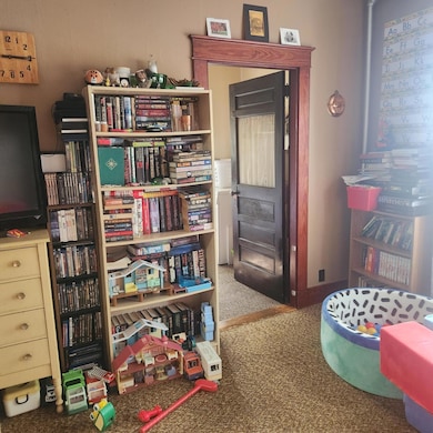 68 Prospect St, Millinocket, ME 04462 - photo 3