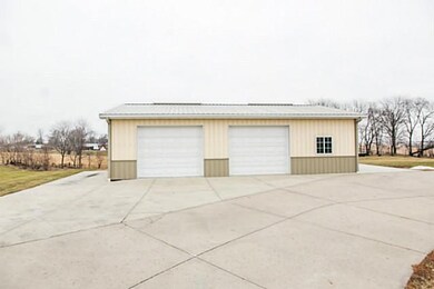 9430 SE 6th Ave, Runnells, IA 50237 - photo 4