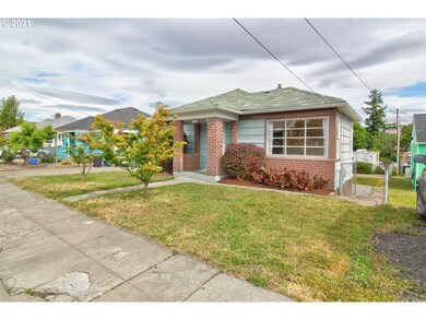 1411 E 9th St, the Dalles, OR 97058 - photo 4