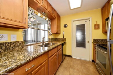 03_1009SW16thSt_5_Kitchen_HiRes