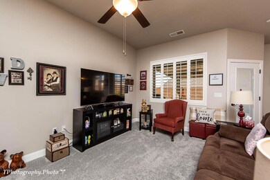 1067 N Lesa Lane-6