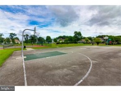 557 Shetland Ct unit 557, Sewell, NJ 08080 - photo 5