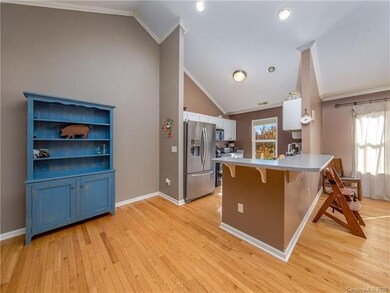 81 Rotunda Cir, Asheville, NC 28806 - photo 4