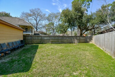 12130 Auburn Hills Dr, Tomball, TX 77377 - photo 3