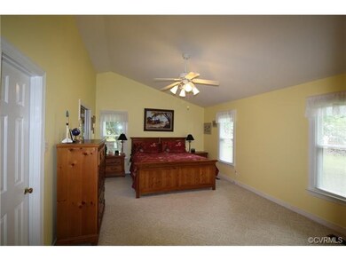 1st Floor Master Bedroom