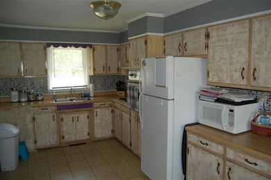 102 Berry Rd, Boiling Springs, SC 29316 - photo 6