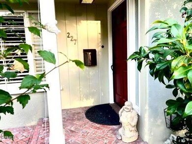 B3D07305-D7E6-4EB3-8830-F1B7C21BFDA9_1_2