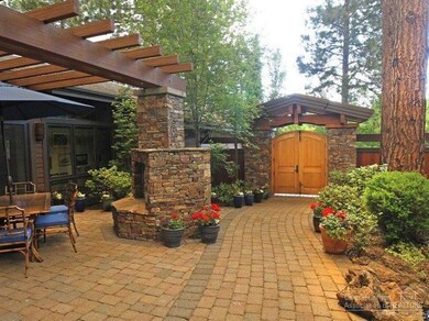 19388 Green Lakes Loop, Bend, OR 97702 - photo 3