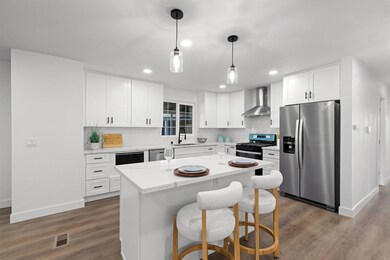 5171 Indian Ct, Oceanside, CA 92057 - photo 2