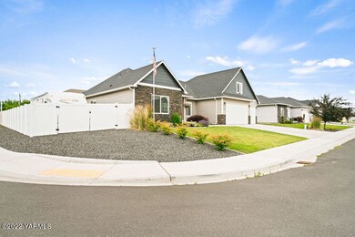 2110S79thAve-3