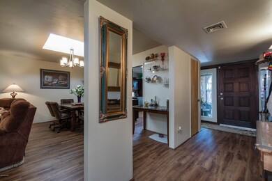 Entrance/Foyer