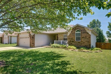 4042 W Sierra St-3