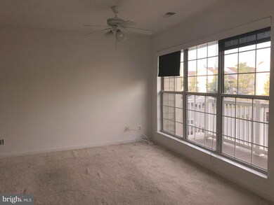 9280 Cardinal Forest Ln unit 301, Lorton, VA 22079 - photo 3