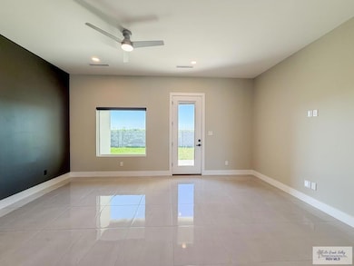 718 W Juniper Dr unit A, Harlingen, TX 78552 - photo 5