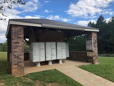 402 Olive St, Dickson, TN 37055 - photo 3