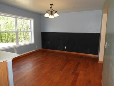 557 2nd New Hampshire Turnpike N, Bennington, NH 03442 - photo 3