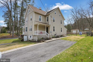 32 W Fairview St, Mohnton, PA 19540 - photo 2