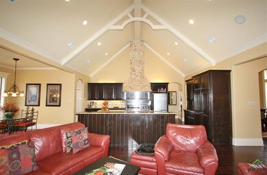 8422 Castleton Way, Tyler, TX 75703 - photo 6