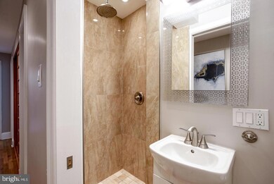3026 R St NW unit 2, Washington, DC 20007 - photo 4